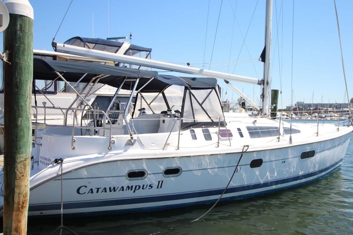 2000 Hunter 410