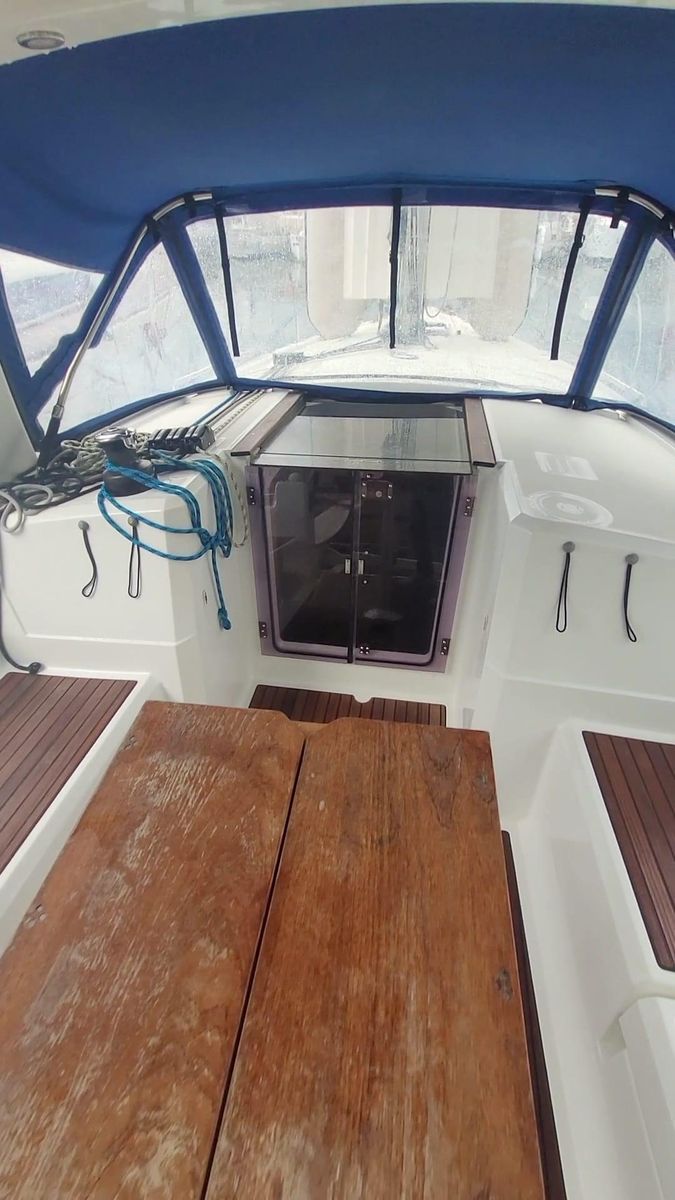 2017 Beneteau Oceanis 35.1