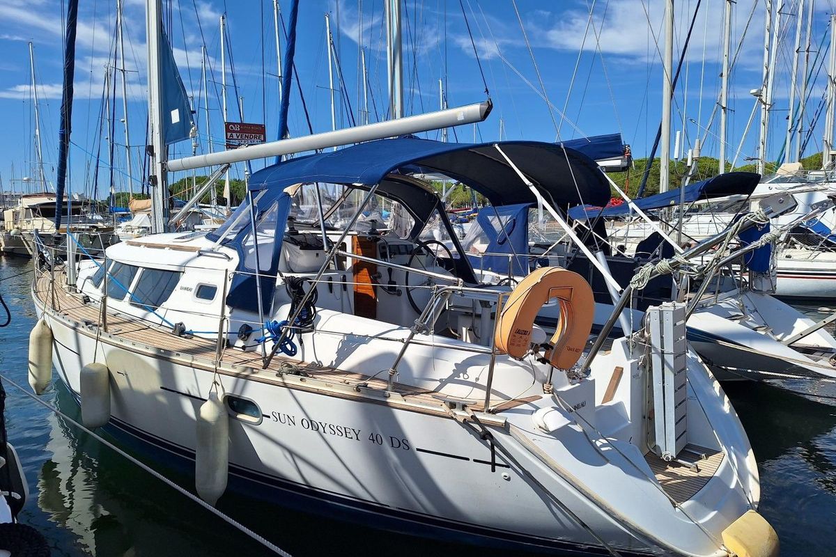 2000 Jeanneau Sun Odyssey 40 DS