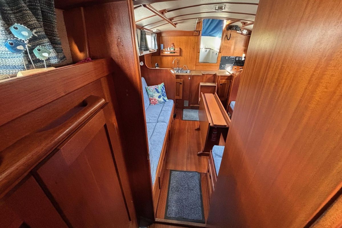 1987 Hallberg-Rassy 94 Kutter