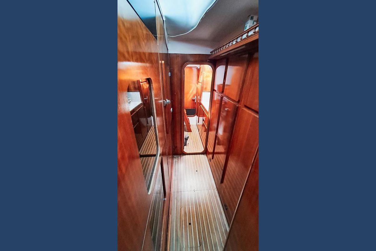 1992 Privilege 39