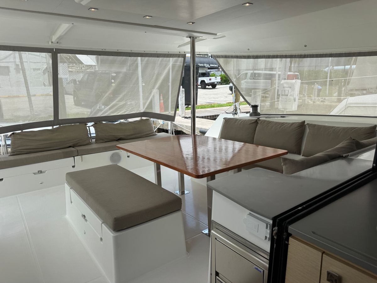 2019 Fountaine Pajot SABA 50