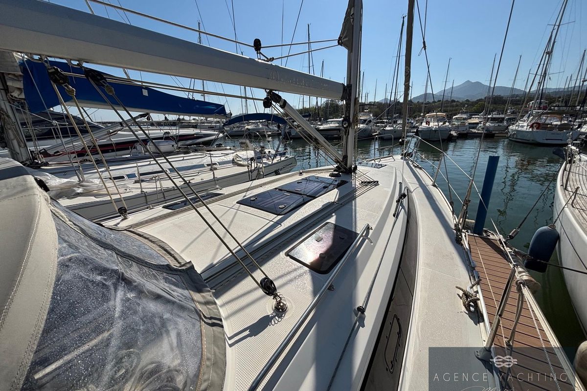 2014 Bavaria Cruiser 37