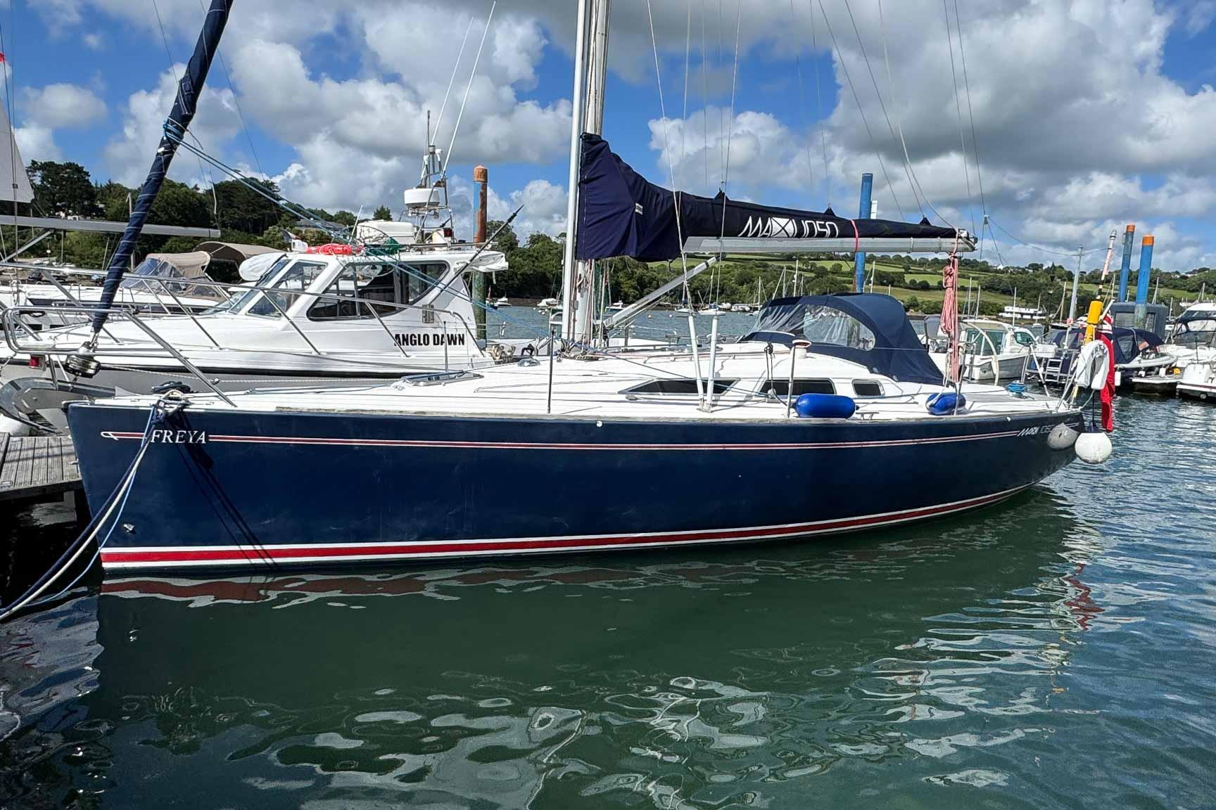 2002 Maxi 1050