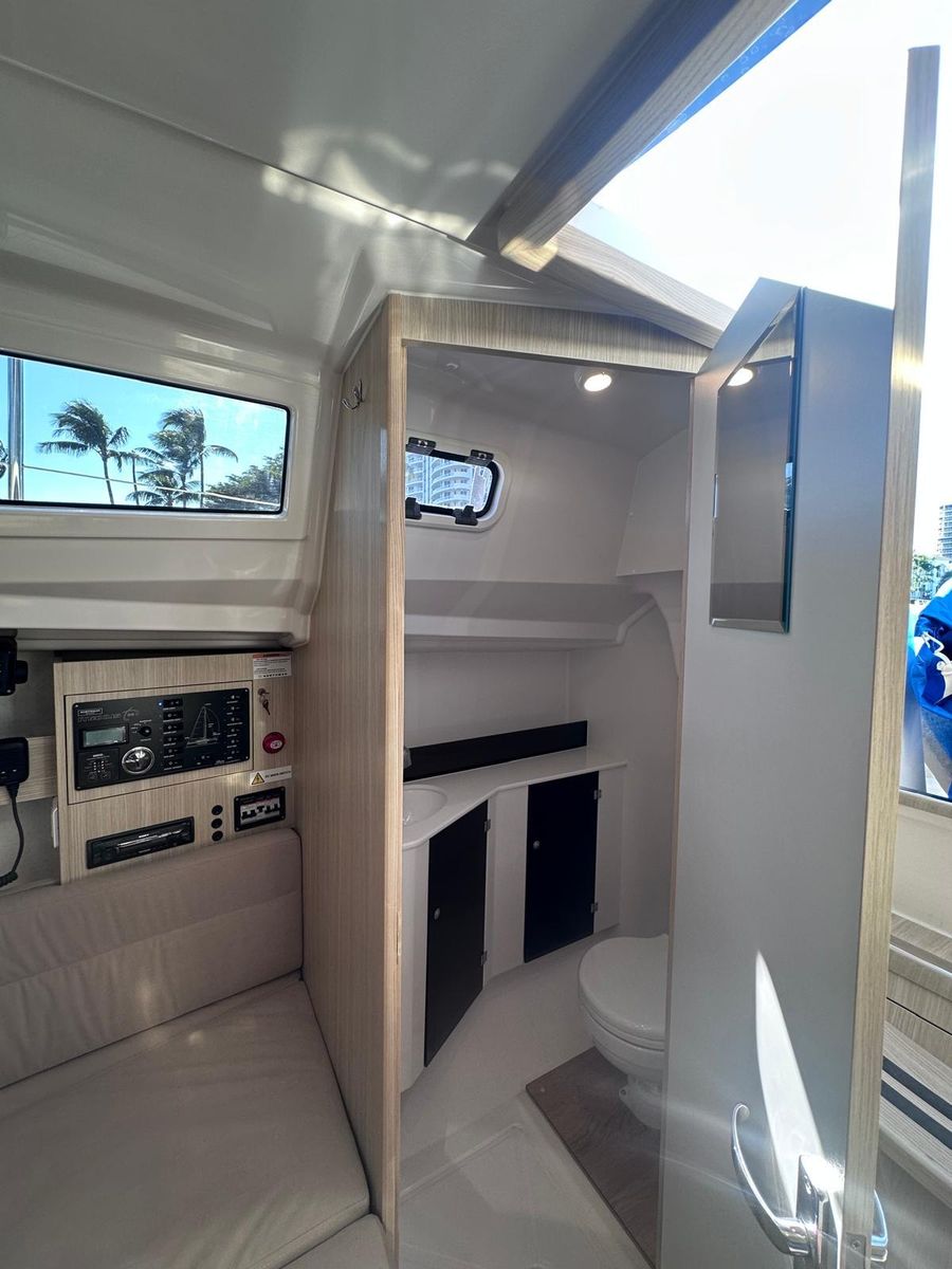 2025 Maxus 26