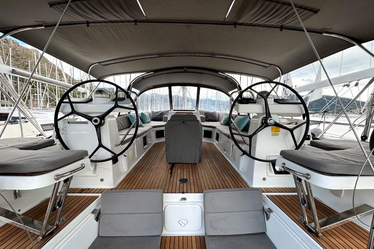 2018 Jeanneau 54