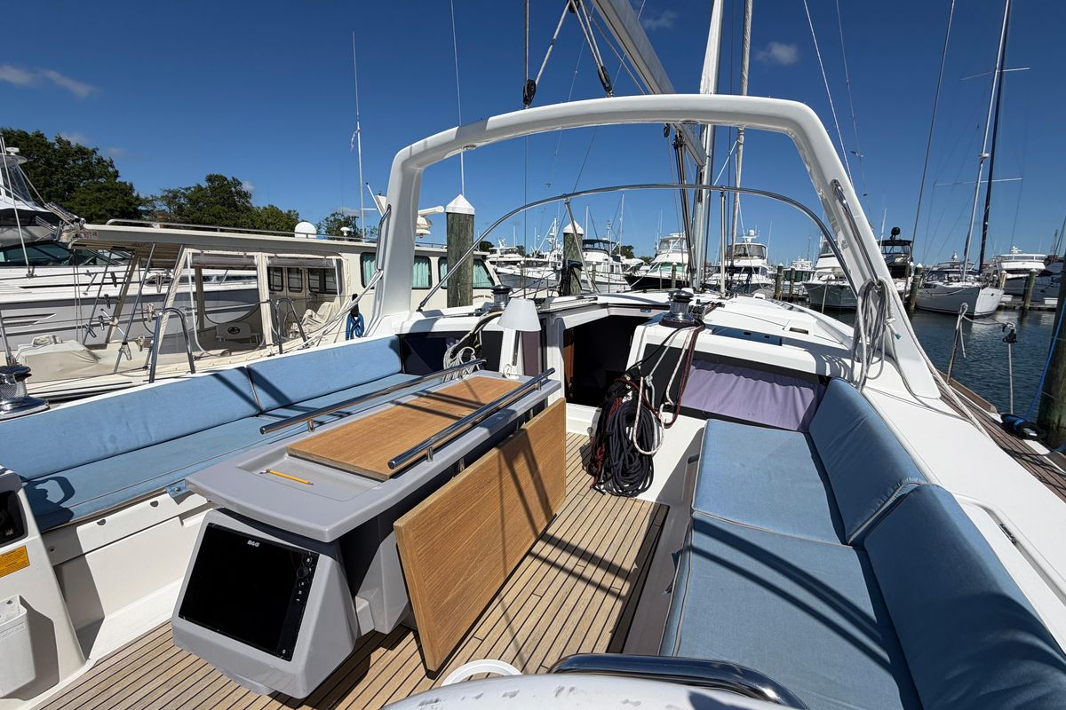 2016 Beneteau Oceanis 48