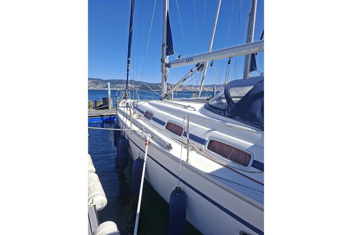 2007 Bavaria Cruiser 39