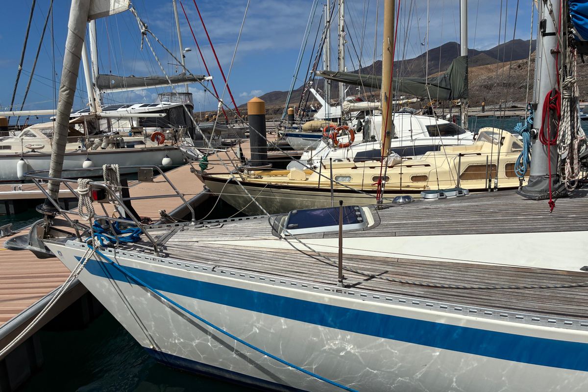1989 Sweden Yachts 340