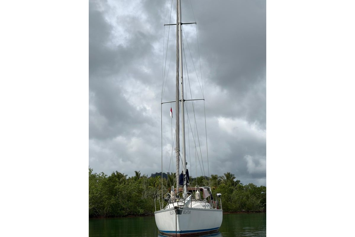 1990 Jeanneau Sun Charm 39