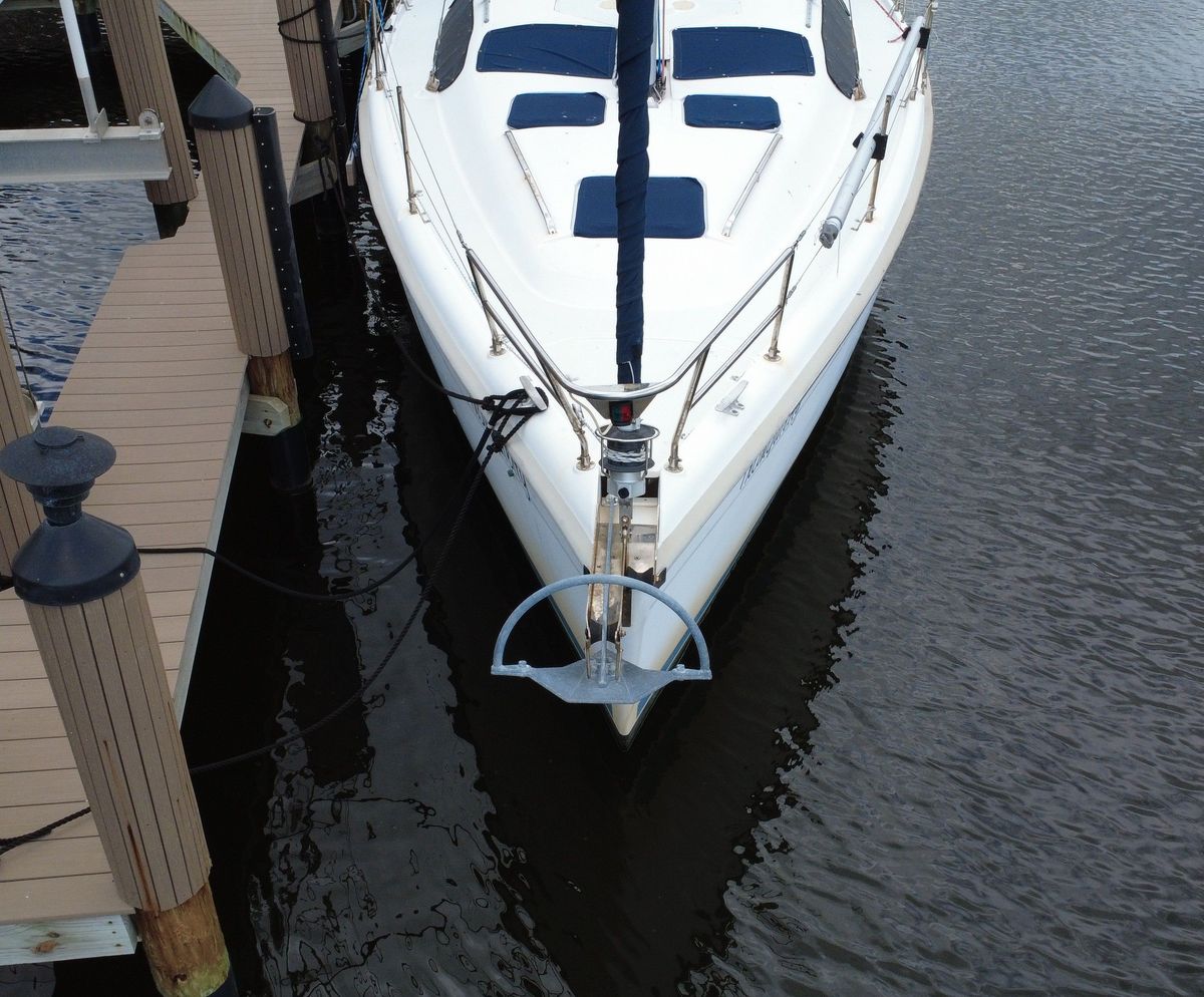 2001 Hunter 380