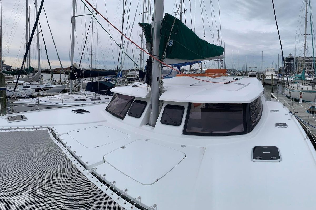 2015 Fountaine Pajot Helia 44