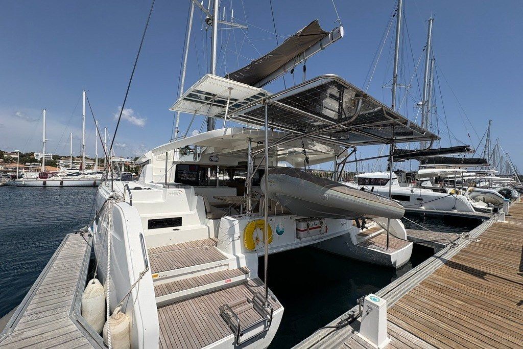 2021 Lagoon 46