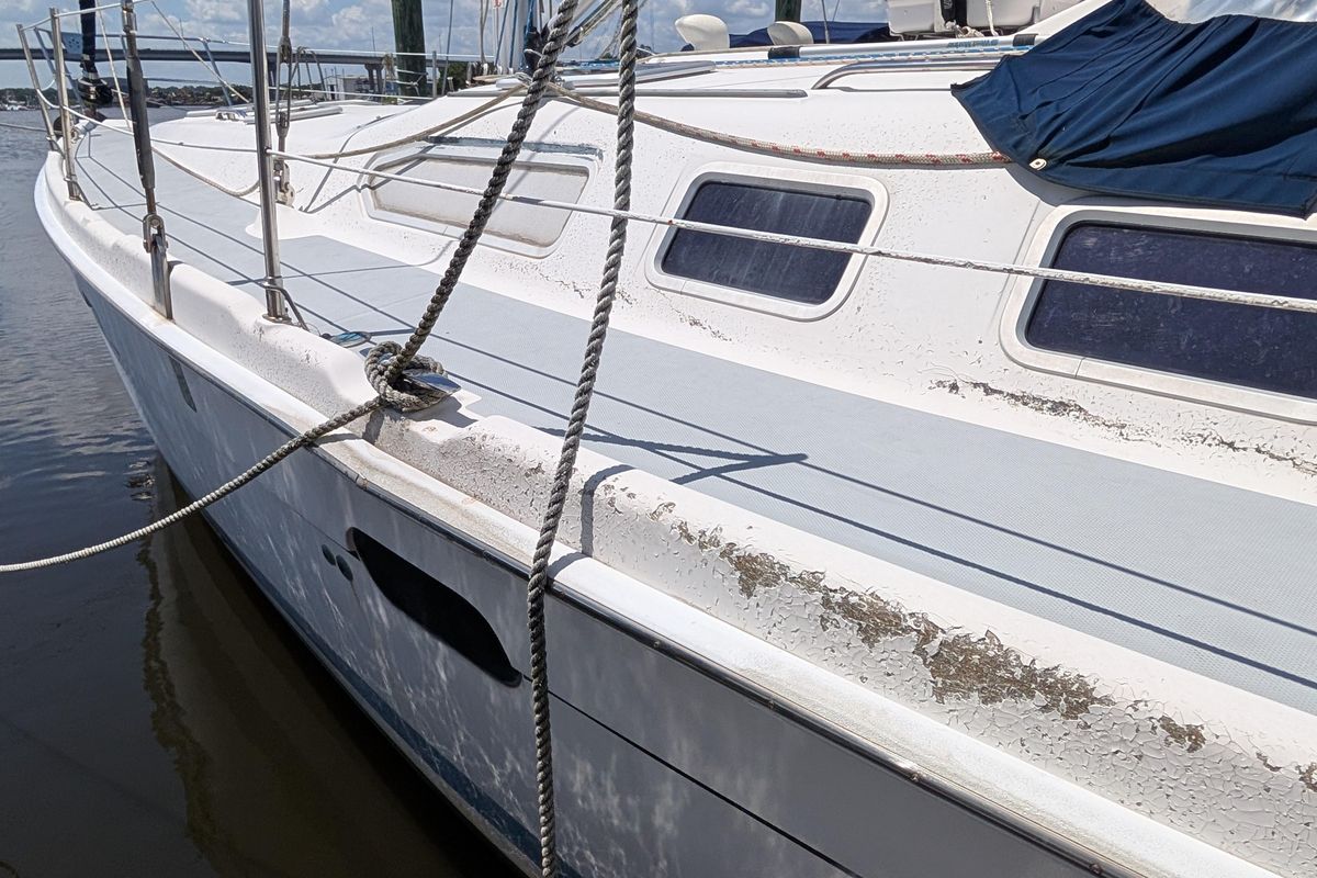 2003 Hunter 466