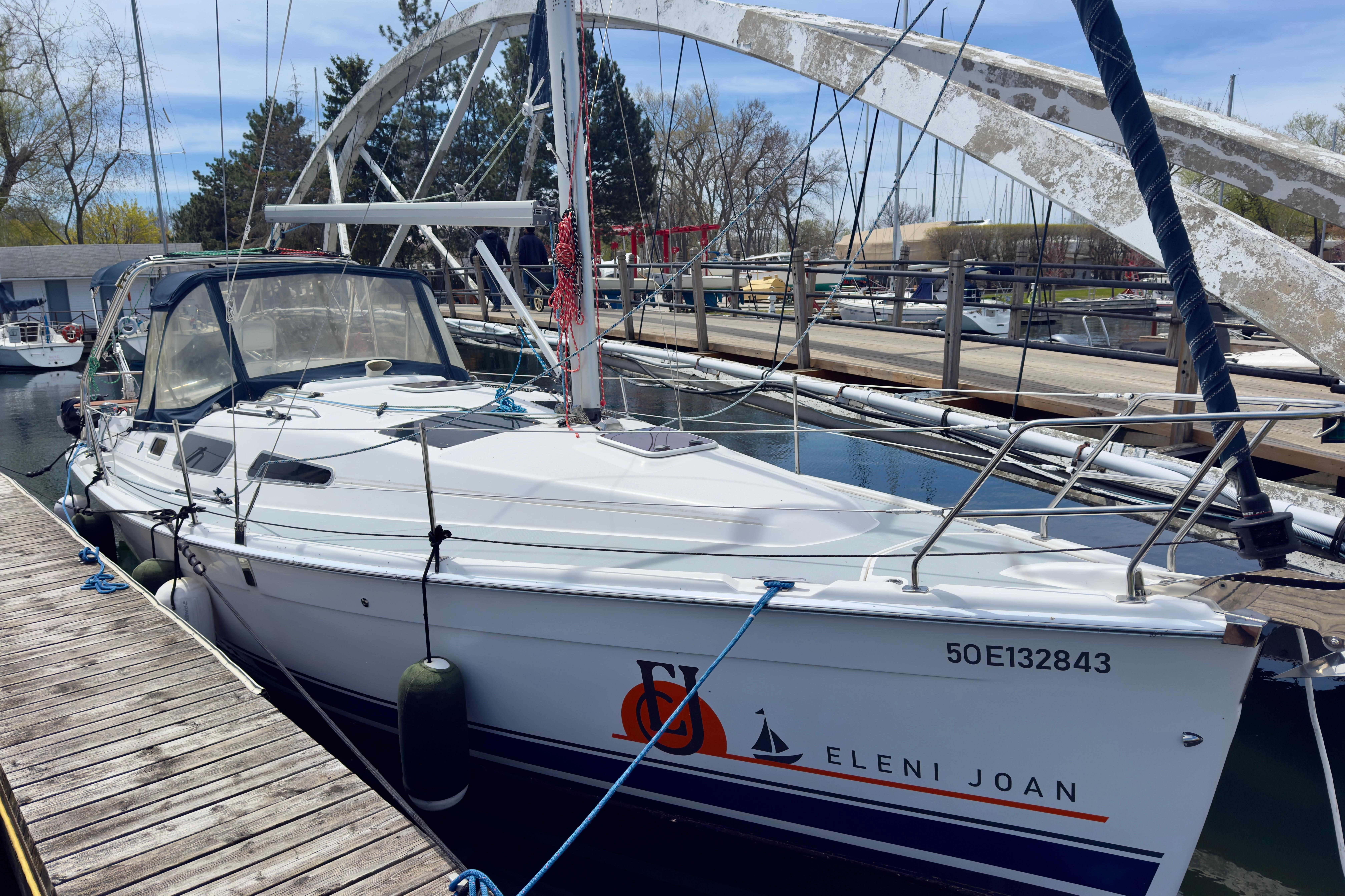 2005 Hunter 33 for sale in Toronto, Ontario, Canada