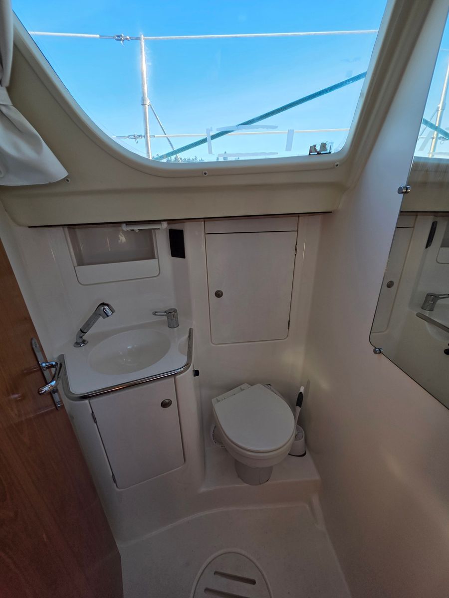 1999 Jeanneau Sun Odyssey 40 DS for sale in Eastsound, Washington 40 ft