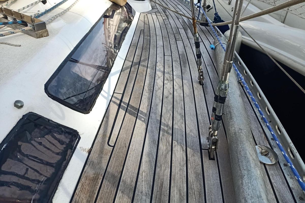 1977 Sailboat Mariola Drac One Toner 34